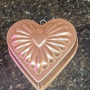 Vintage Copper Tone Colored  Jello Mold Heart Pattern Farmhouse Decor